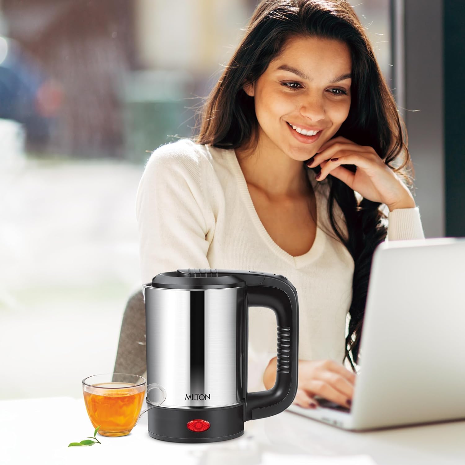 Electric Travel Kettle Milton